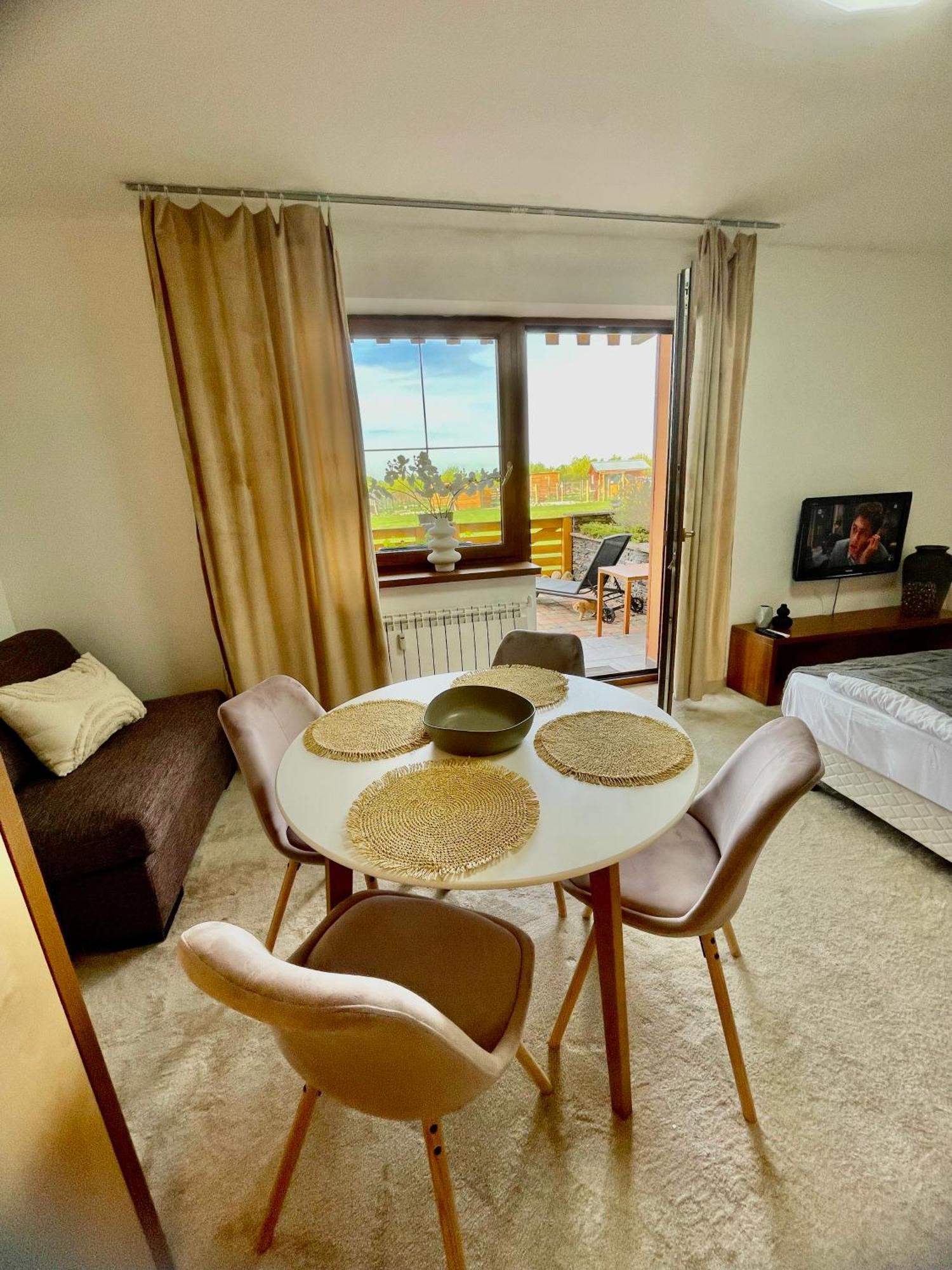 Apartment Jenny- Stunning View Of High Tatras Vel'ka Lomnica Ngoại thất bức ảnh